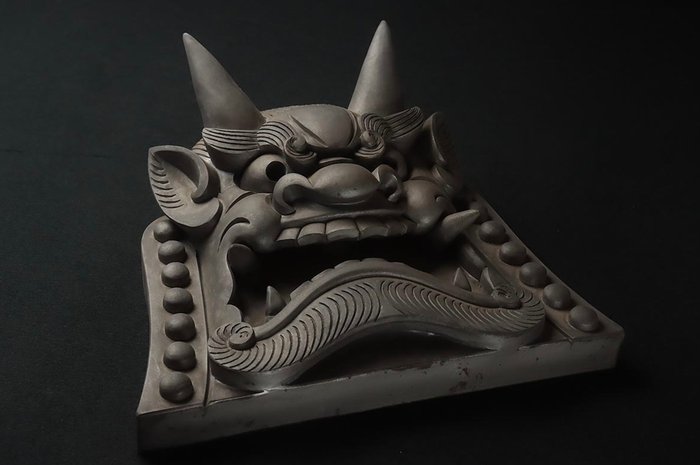 Enshū Onihide — Demon face tiles: the face of a demon that looks as if it has been given a soul (Sold)