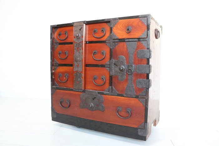 Fine Japanese Tansu Chest – Ko-Tansu Small Cabinet (Sold)