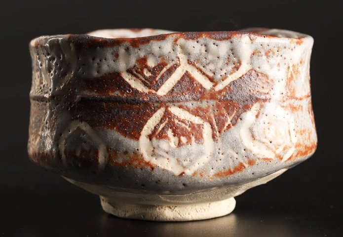 Arakawa Toyozo — Nezumi-Shino Tea Bowl (Sold)