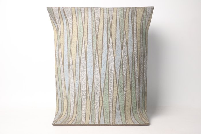Mihara Ken — Shinoame-mon Flower Vase (Sold)