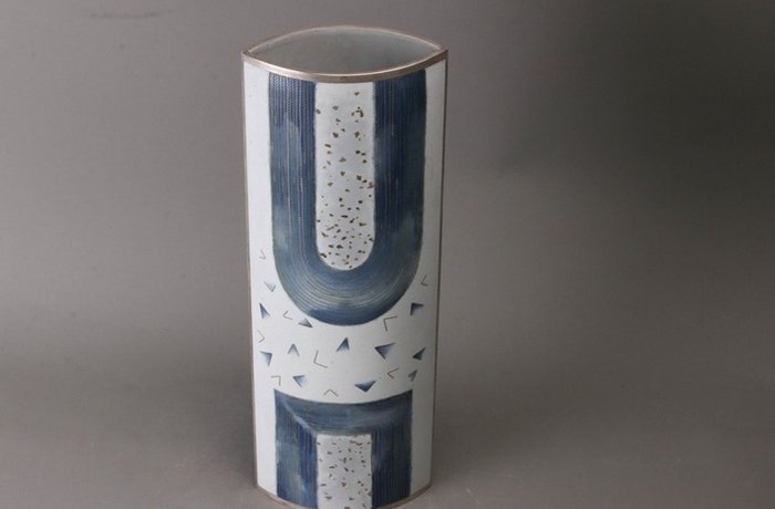 Shibata Akira — Cloisonné Enamel Abstract Pattern Vase with Wired Technique (Sold)
