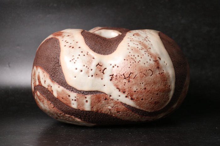 Tamaoki Yasuo — Red Shino Divided-Glaze Vessel by Gifu Prefecture Living Treasure Tamaoki Yasuo (Sold)