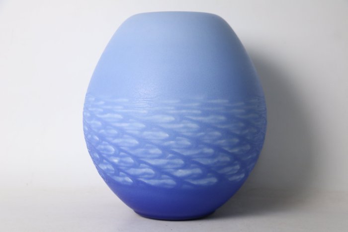 Ishibashi Yushi — Carved and Coloured Celadon Vase — Saikoku Seiji (Sold)