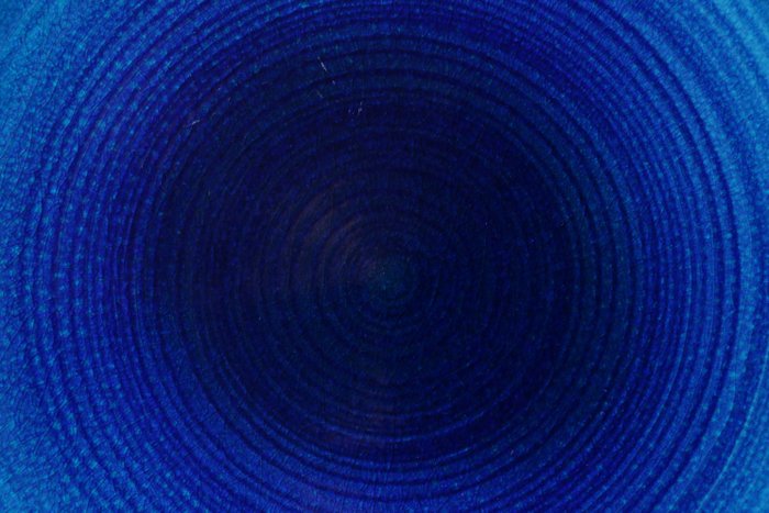 Kimura Yoshiro — Set of Five Heki-yu 'Kimura Blue' Plates, with Tomobako (Sold)