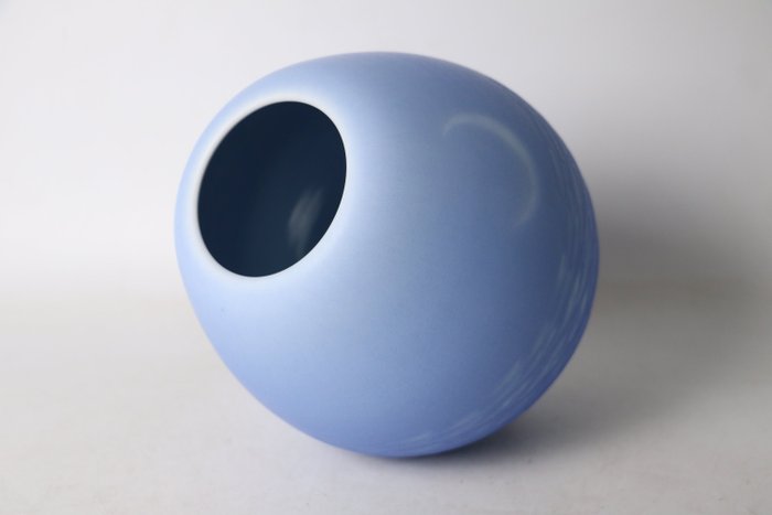 Ishibashi Yushi — Carved and Coloured Celadon Vase — Saikoku Seiji (Sold)