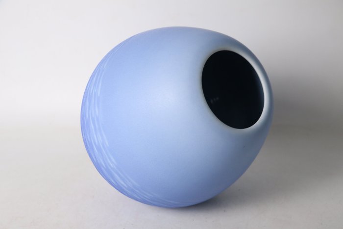 Ishibashi Yushi — Carved and Coloured Celadon Vase — Saikoku Seiji (Sold)