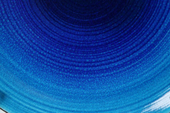 Kimura Yoshiro — Set of Five Heki-yu 'Kimura Blue' Plates, with Tomobako (Sold)