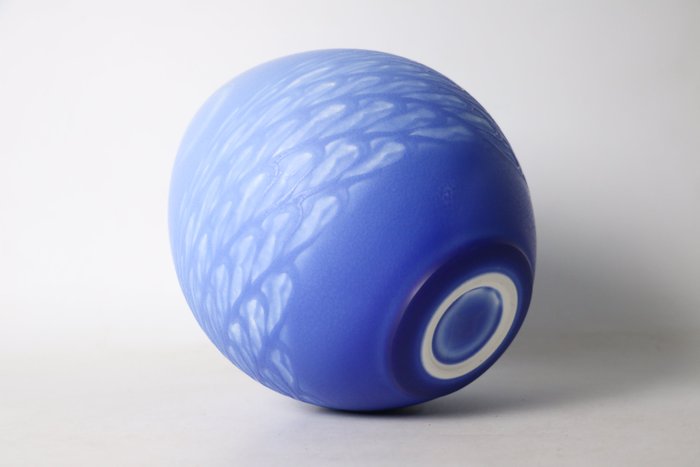Ishibashi Yushi — Carved and Coloured Celadon Vase — Saikoku Seiji (Sold)