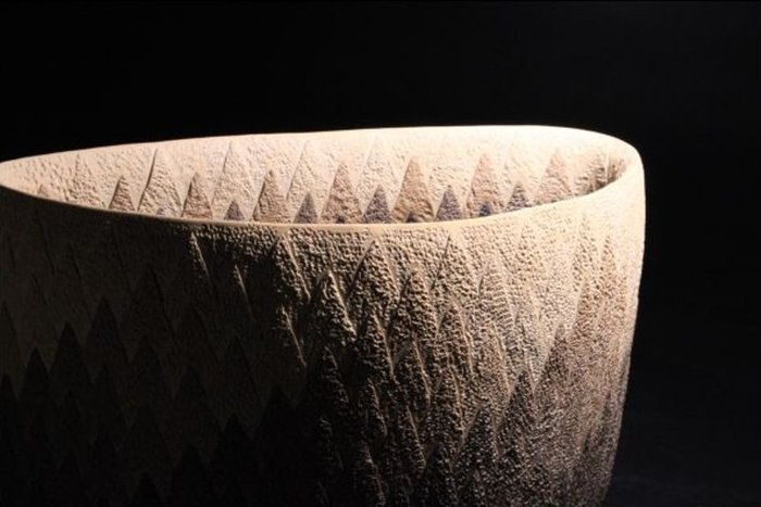 Mihara Ken — Cedar-Grain Yakishime Flower Vessel (Sold)