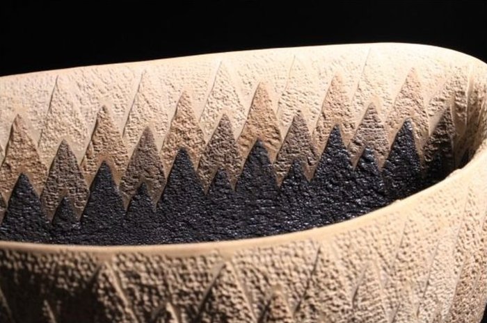 Mihara Ken — Cedar-Grain Yakishime Flower Vessel (Sold)