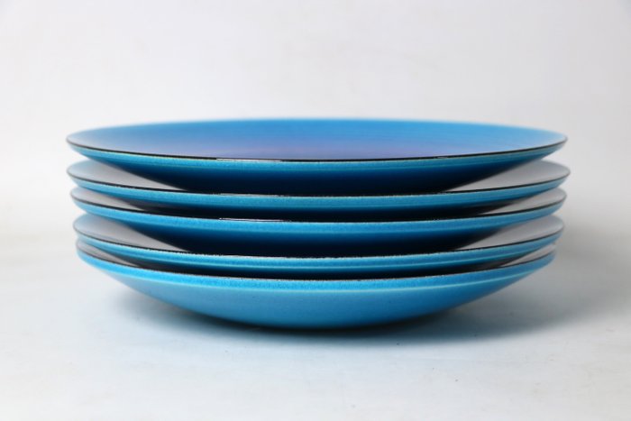 Kimura Yoshiro — Set of Five Heki-yu 'Kimura Blue' Plates, with Tomobako (Sold)